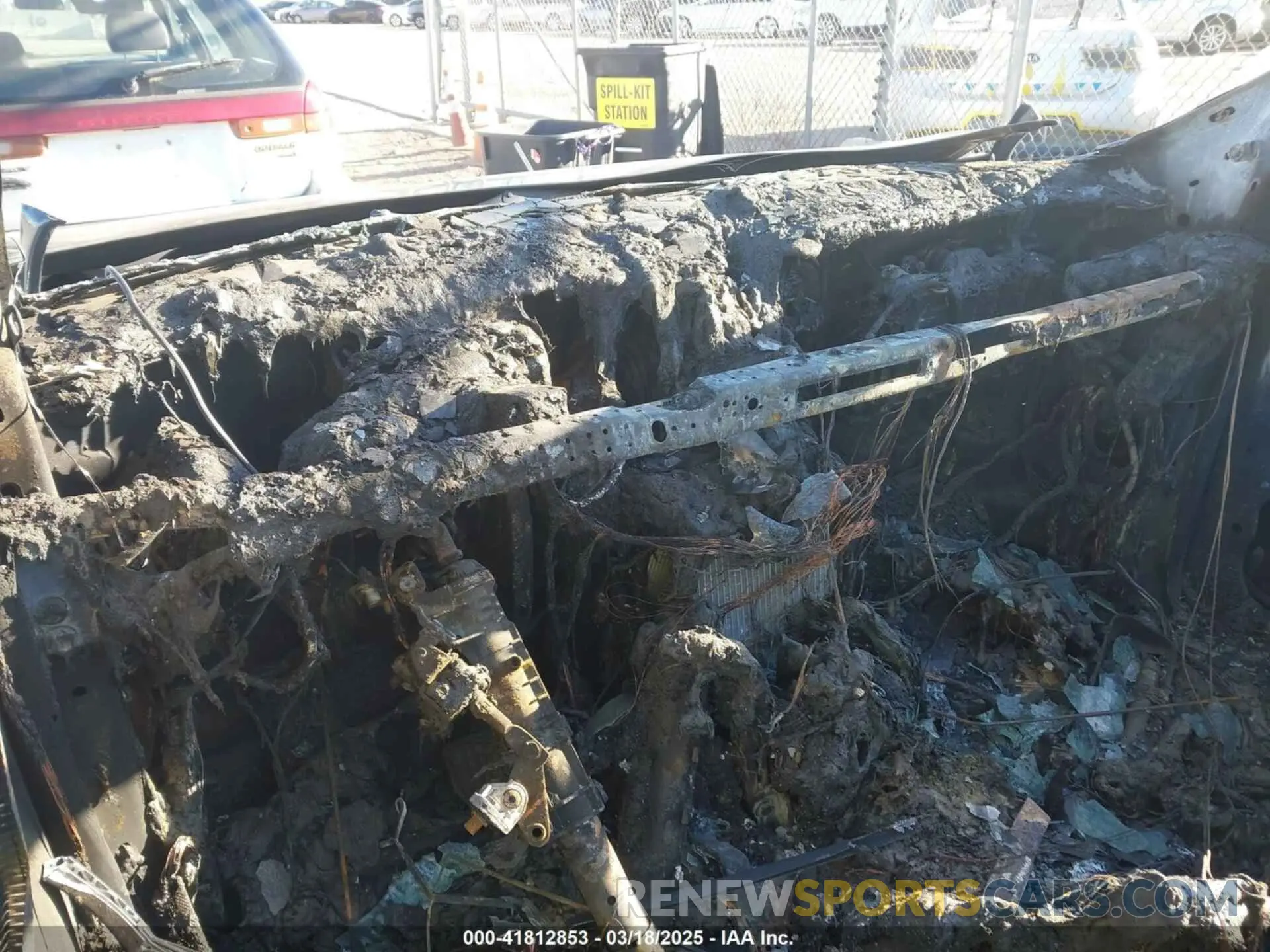 7 Photograph of a damaged car 7SAYGDEE1PA041727 TESLA MODEL Y 2023