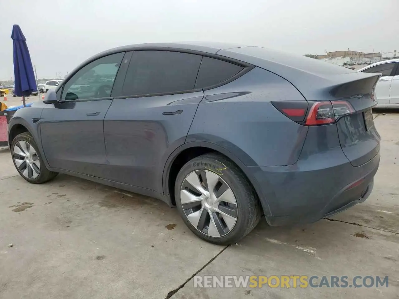 2 Photograph of a damaged car 7SAYGDEE1PA042327 TESLA MODEL Y 2023