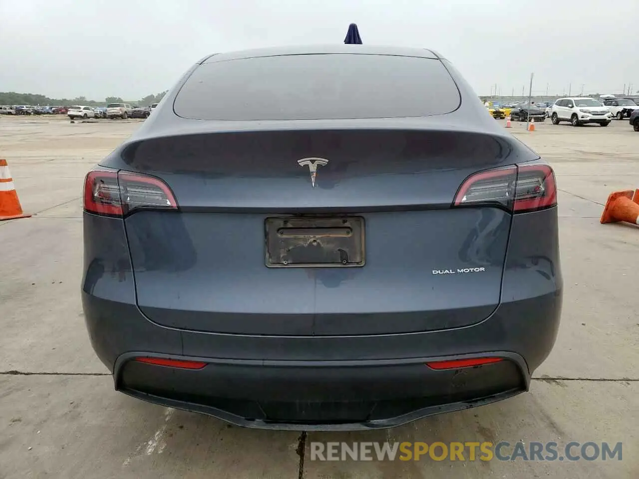 6 Photograph of a damaged car 7SAYGDEE1PA042327 TESLA MODEL Y 2023