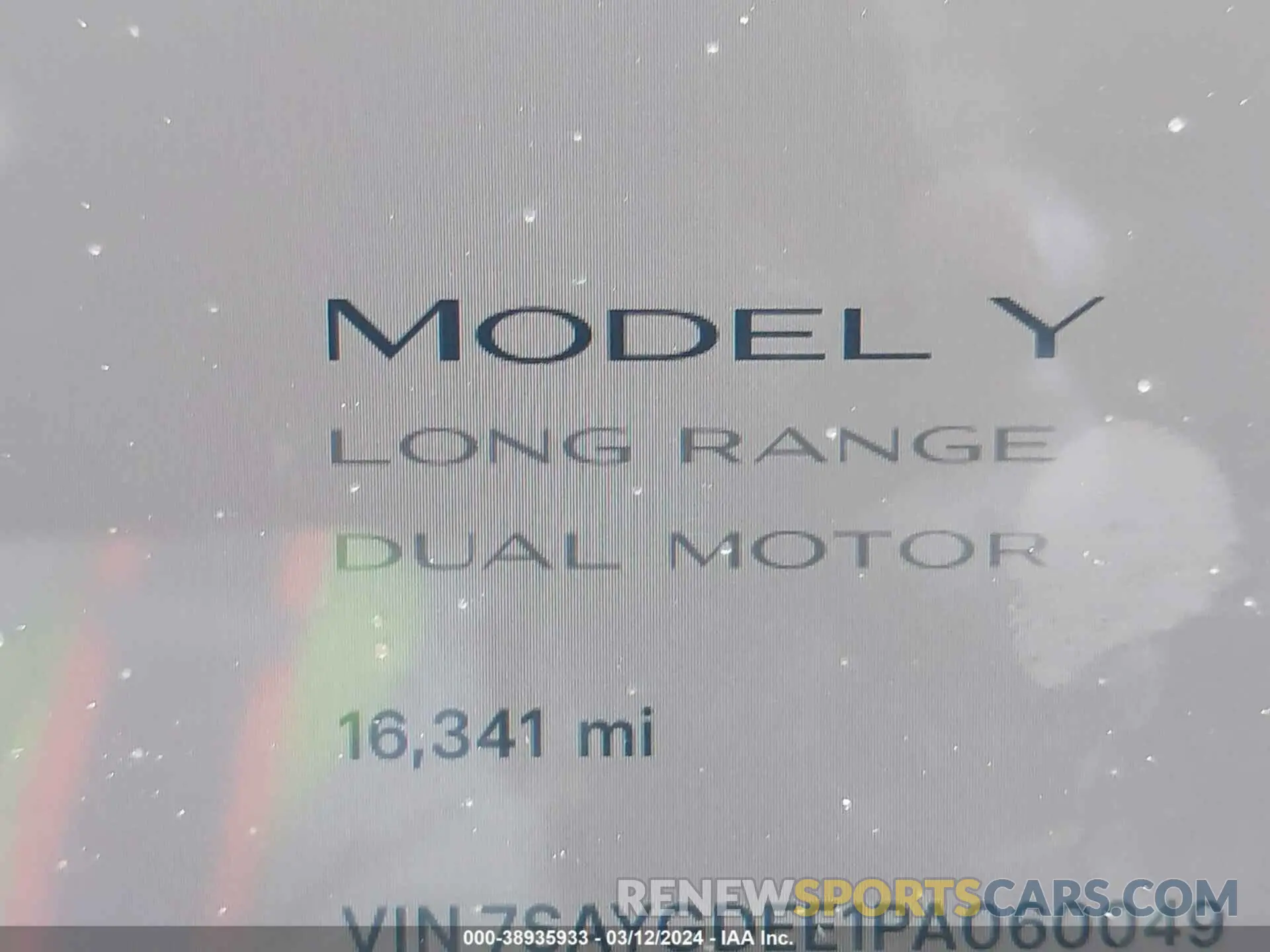 14 Photograph of a damaged car 7SAYGDEE1PA060049 TESLA MODEL Y 2023