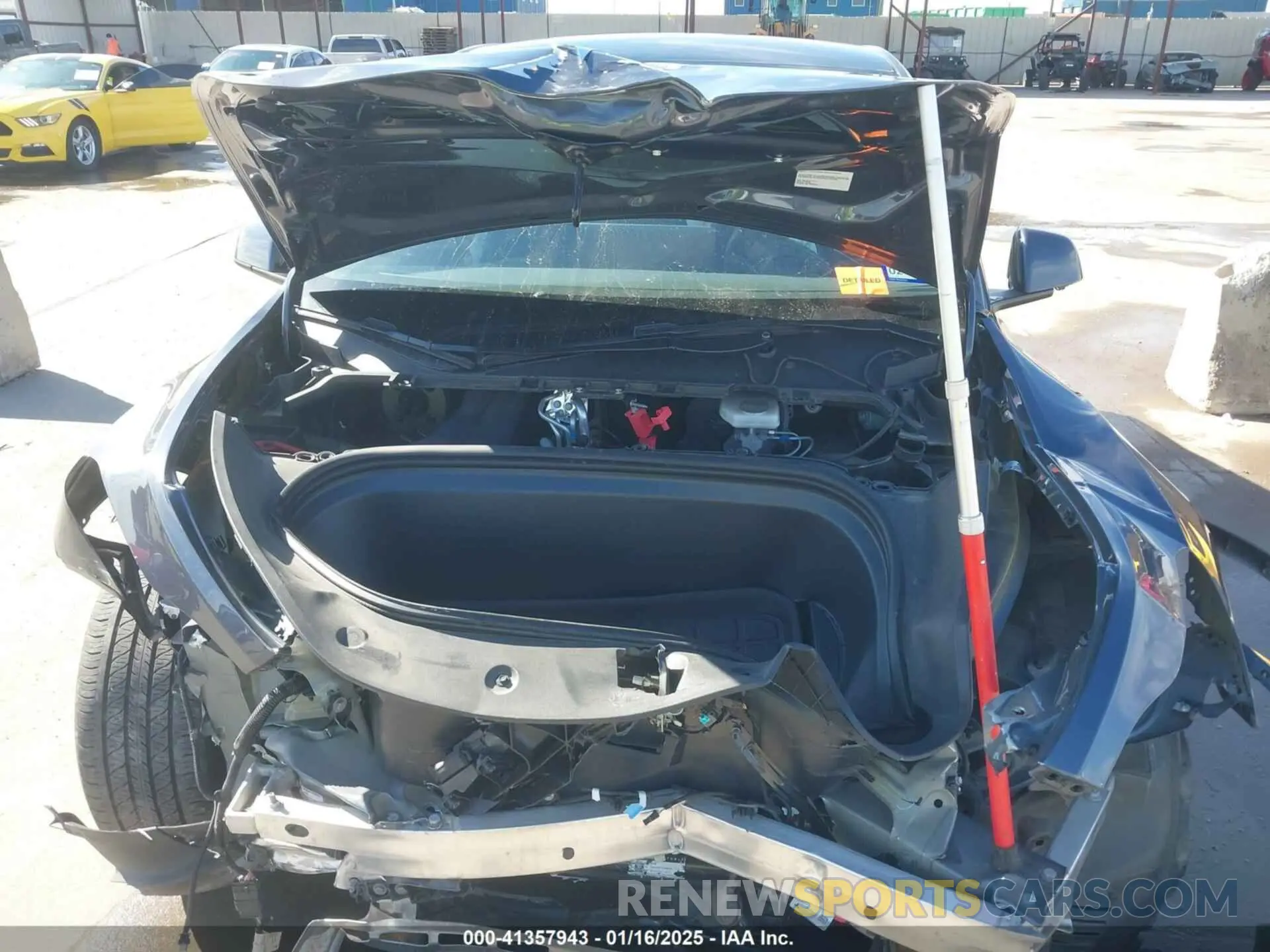 10 Photograph of a damaged car 7SAYGDEE1PA060410 TESLA MODEL Y 2023