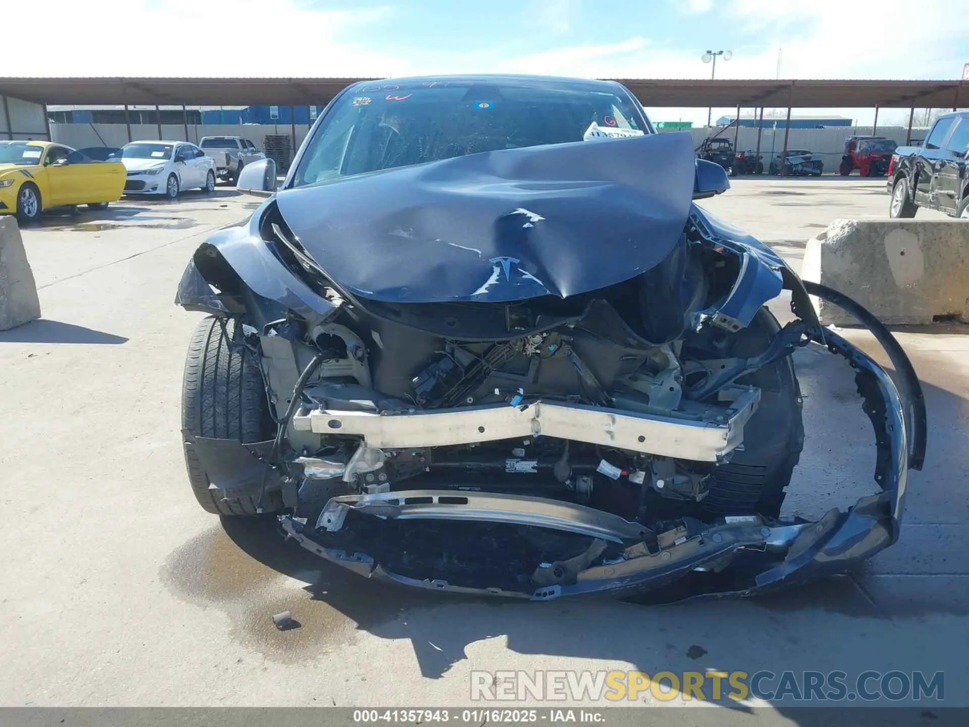 6 Photograph of a damaged car 7SAYGDEE1PA060410 TESLA MODEL Y 2023