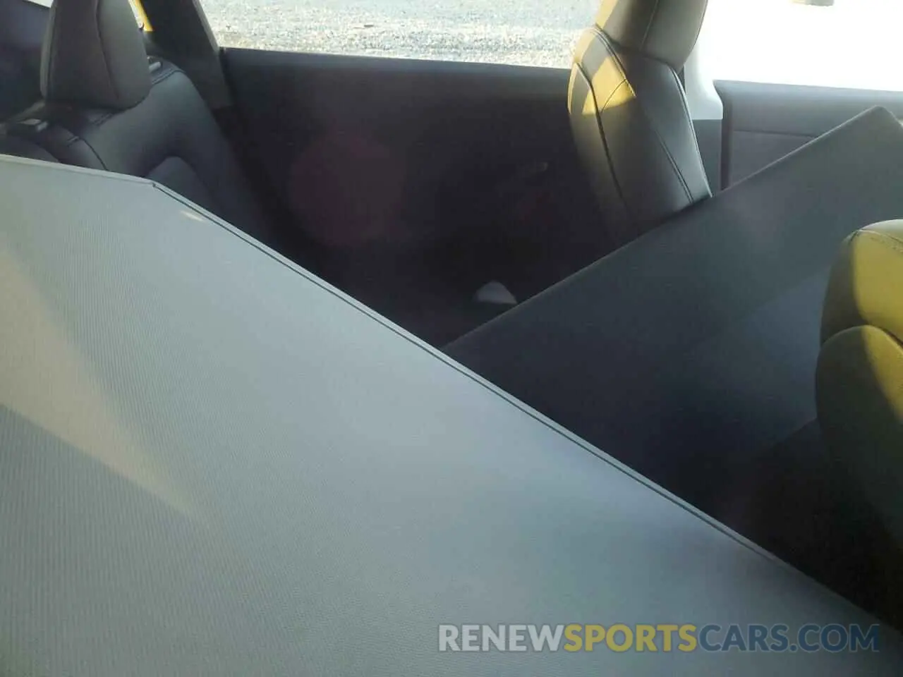 12 Photograph of a damaged car 7SAYGDEE1PA078373 TESLA MODEL Y 2023