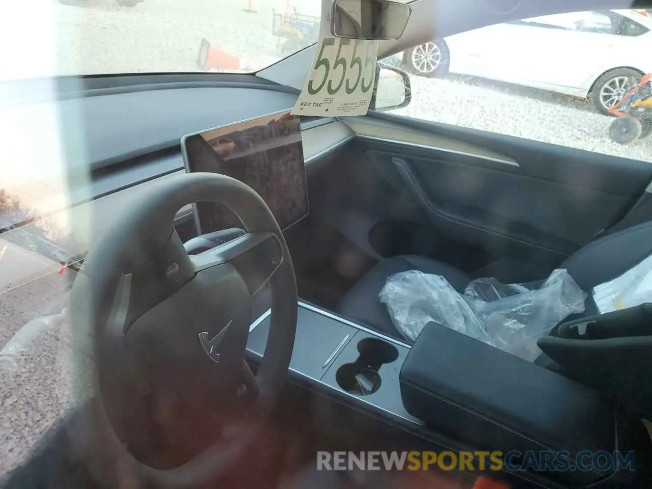 9 Photograph of a damaged car 7SAYGDEE1PA078373 TESLA MODEL Y 2023