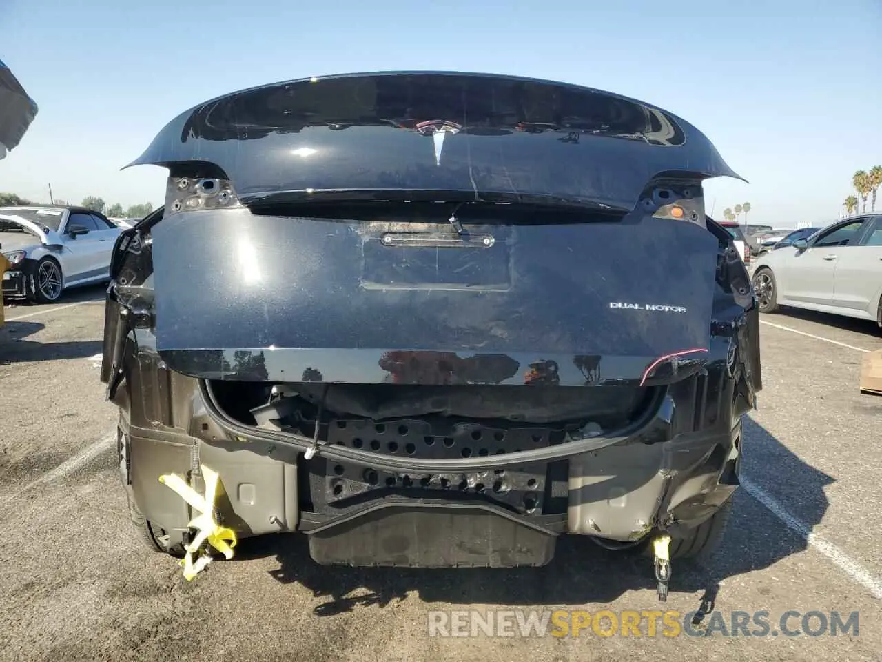 6 Photograph of a damaged car 7SAYGDEE1PA087297 TESLA MODEL Y 2023