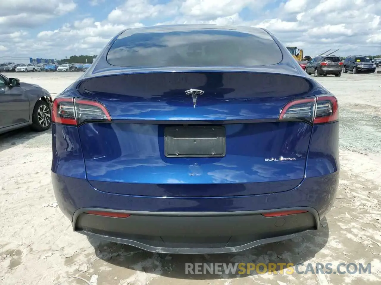 6 Photograph of a damaged car 7SAYGDEE1PA094721 TESLA MODEL Y 2023
