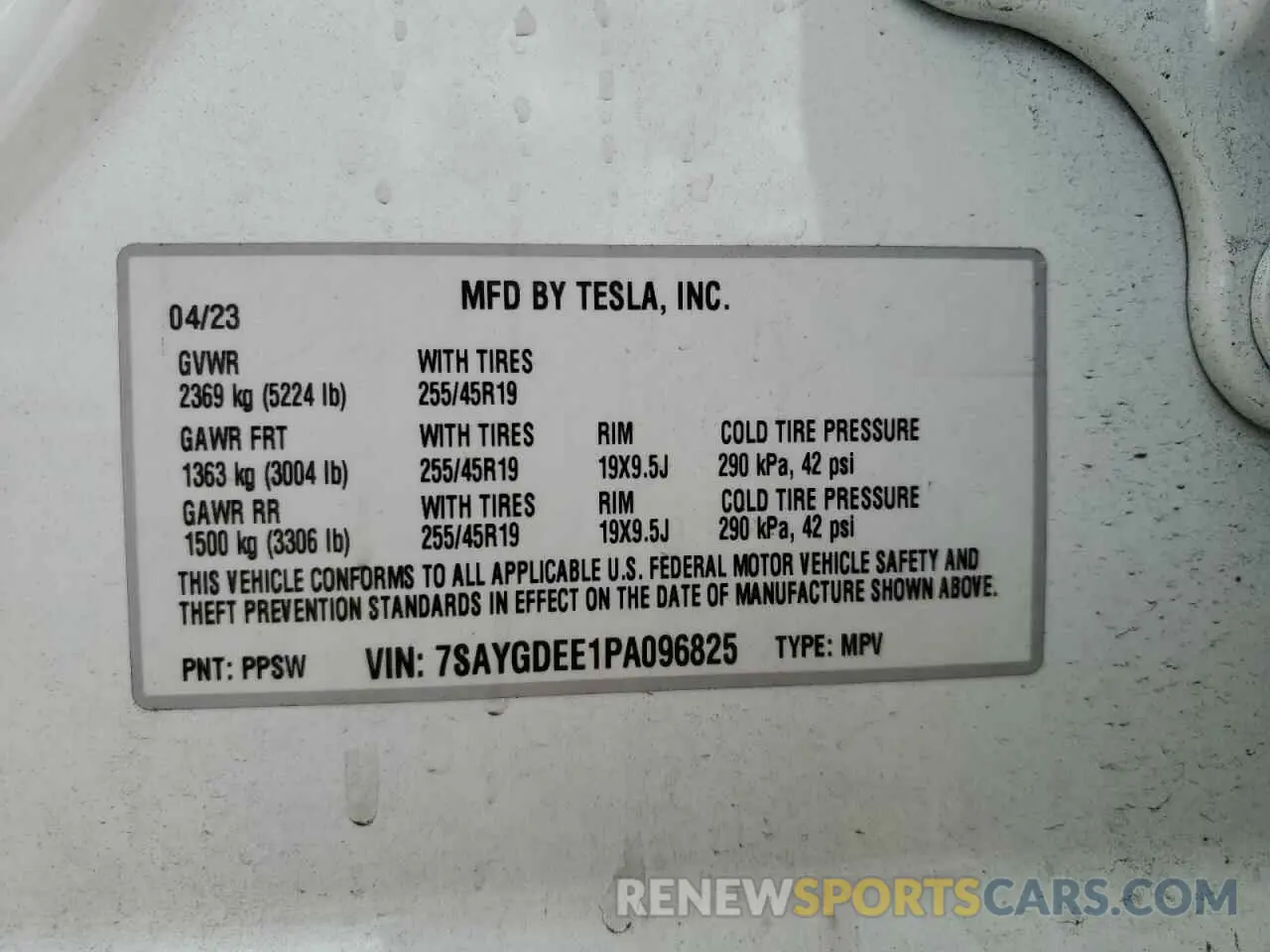 12 Photograph of a damaged car 7SAYGDEE1PA096825 TESLA MODEL Y 2023