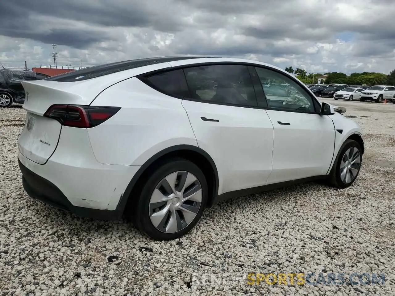 3 Photograph of a damaged car 7SAYGDEE1PA096825 TESLA MODEL Y 2023