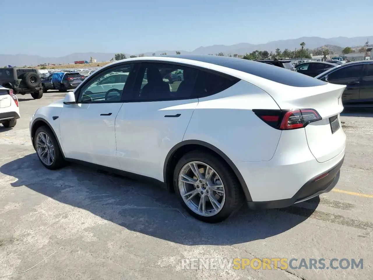 2 Photograph of a damaged car 7SAYGDEE1PA097537 TESLA MODEL Y 2023