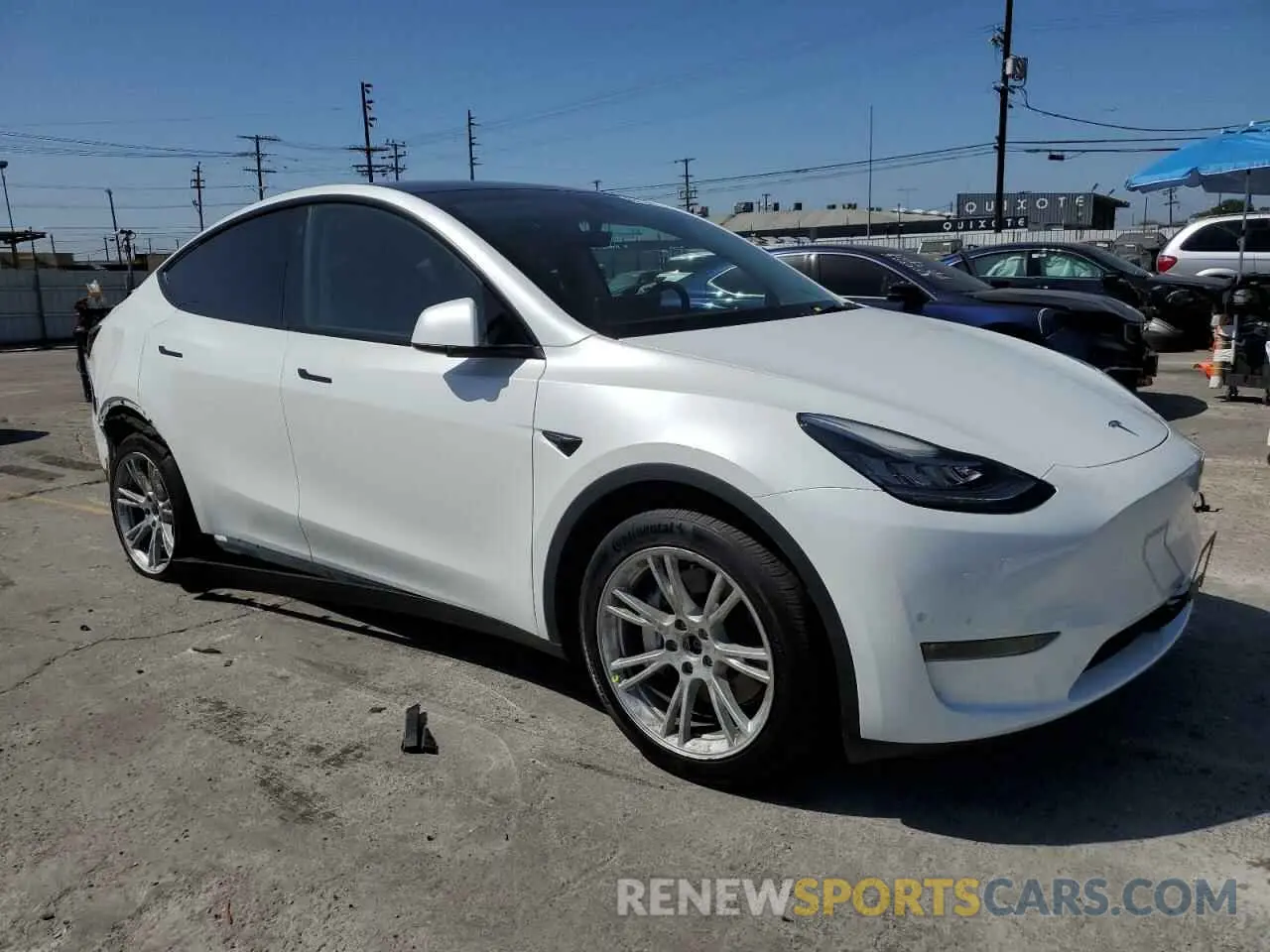 4 Photograph of a damaged car 7SAYGDEE1PA097537 TESLA MODEL Y 2023