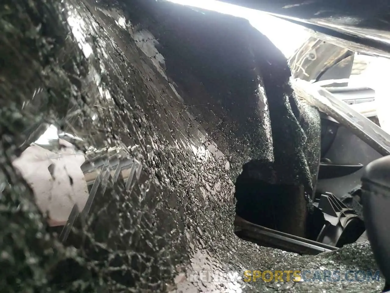 9 Photograph of a damaged car 7SAYGDEE1PA127829 TESLA MODEL Y 2023