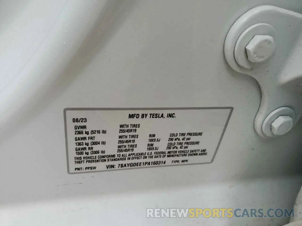 14 Photograph of a damaged car 7SAYGDEE1PA160314 TESLA MODEL Y 2023