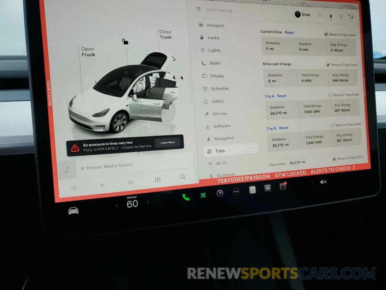9 Photograph of a damaged car 7SAYGDEE1PA160314 TESLA MODEL Y 2023