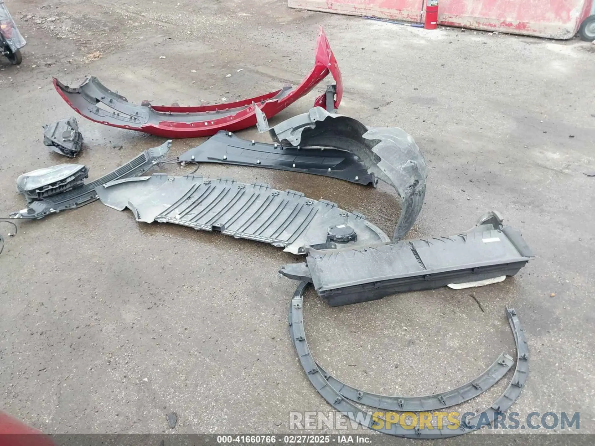 12 Photograph of a damaged car 7SAYGDEE1PA169031 TESLA MODEL Y 2023