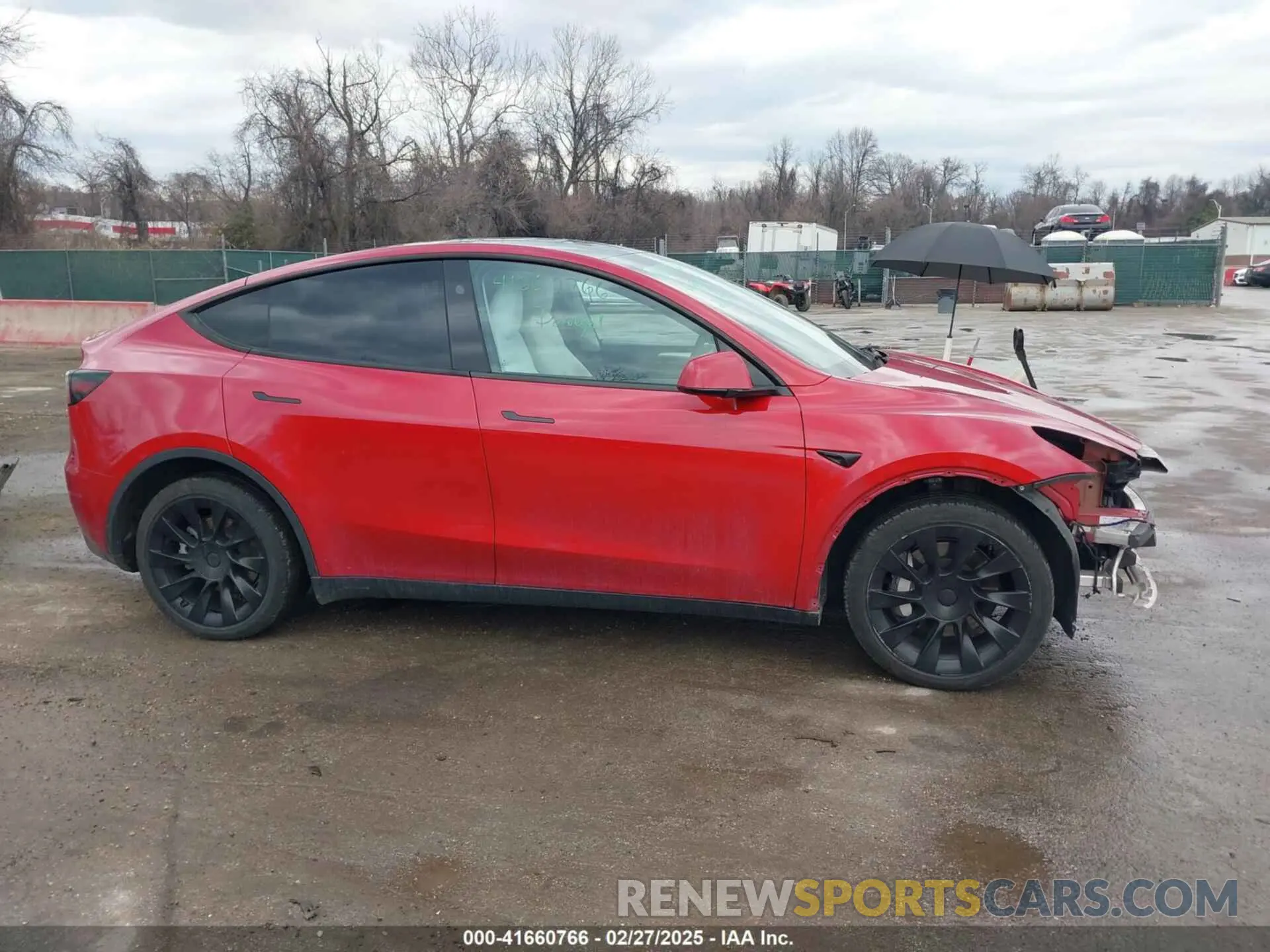 14 Photograph of a damaged car 7SAYGDEE1PA169031 TESLA MODEL Y 2023