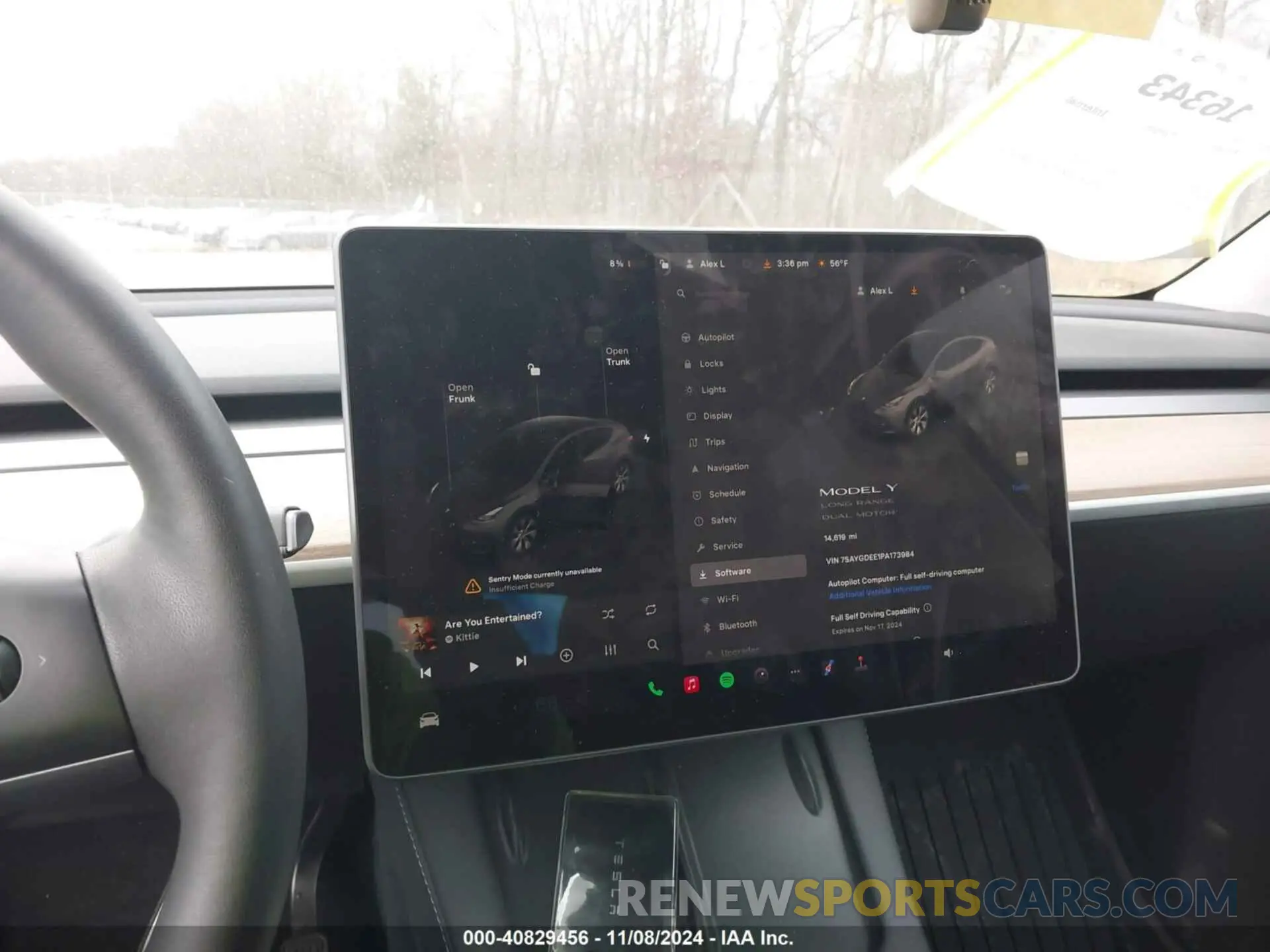 18 Photograph of a damaged car 7SAYGDEE1PA173984 TESLA MODEL Y 2023