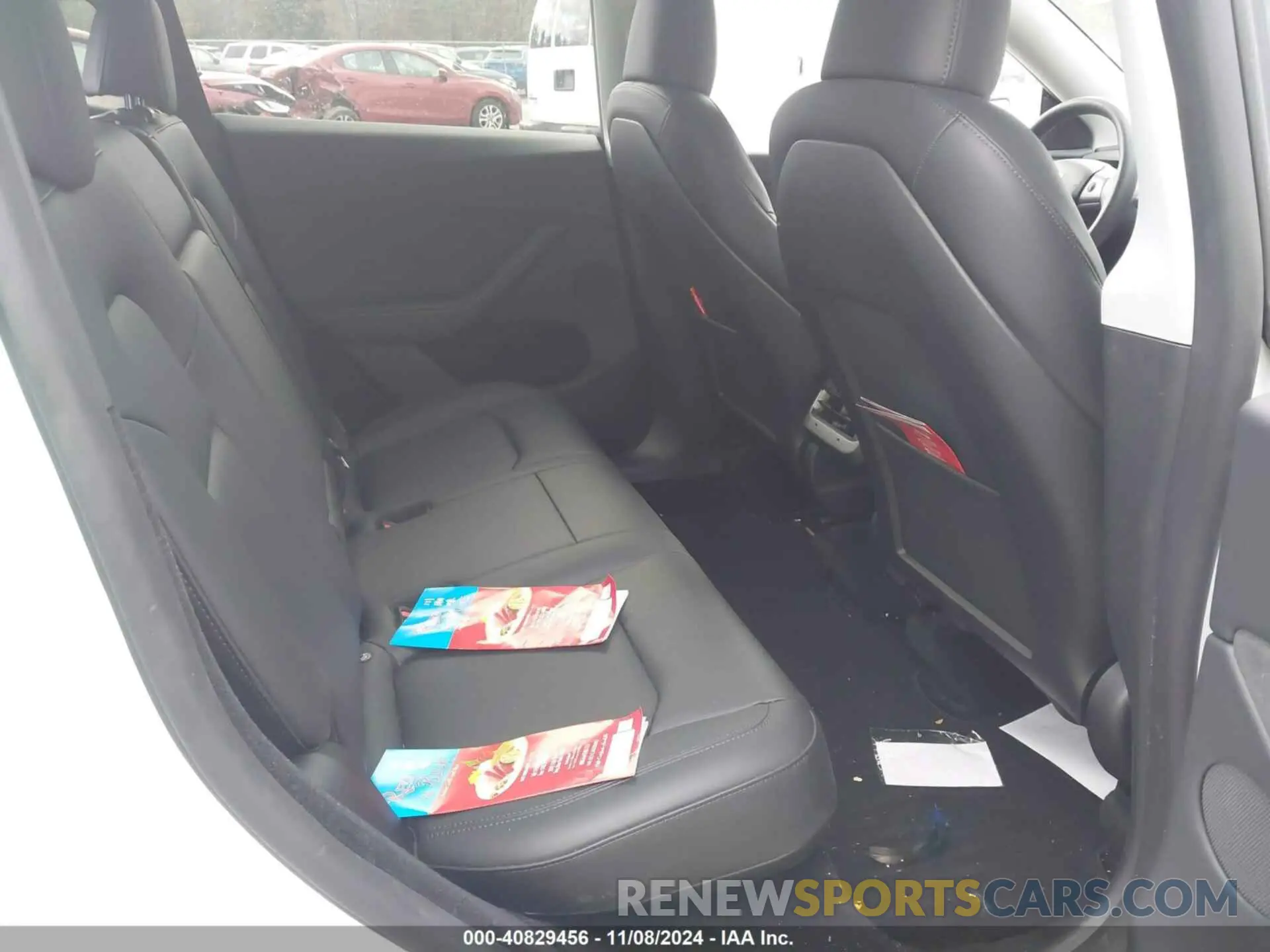 8 Photograph of a damaged car 7SAYGDEE1PA173984 TESLA MODEL Y 2023