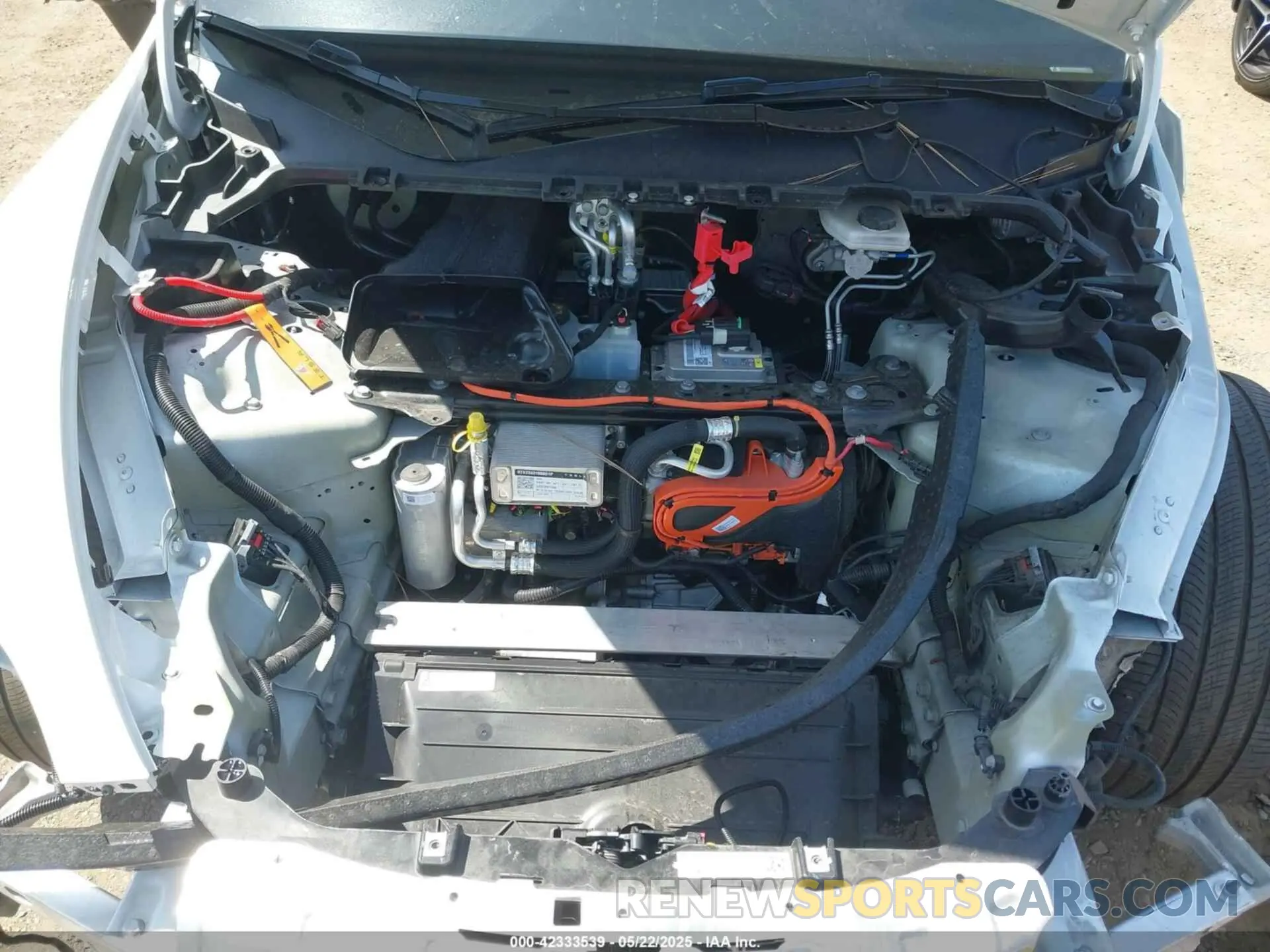 10 Photograph of a damaged car 7SAYGDEE1PA191255 TESLA MODEL Y 2023