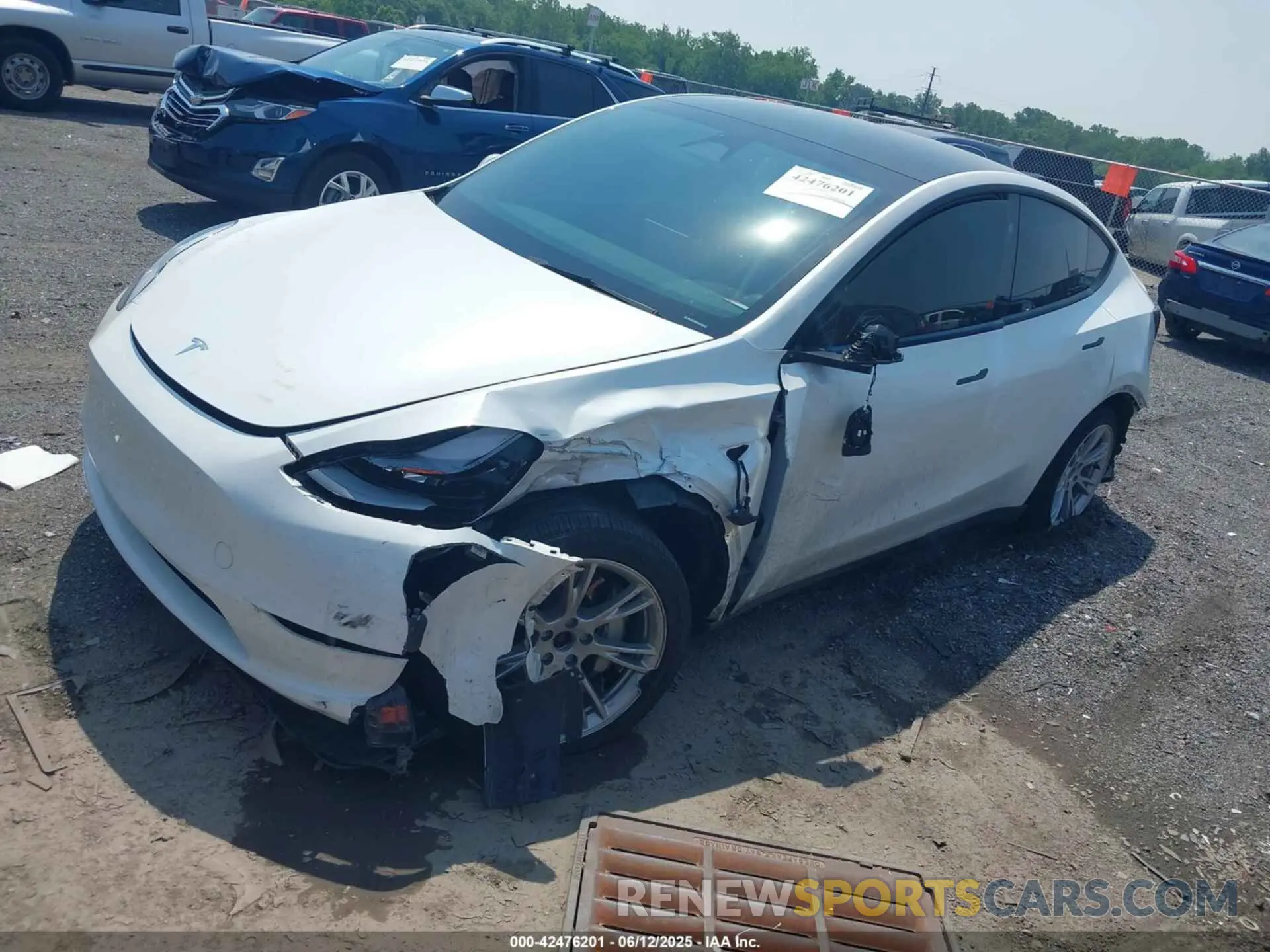 2 Photograph of a damaged car 7SAYGDEE1PA192907 TESLA MODEL Y 2023