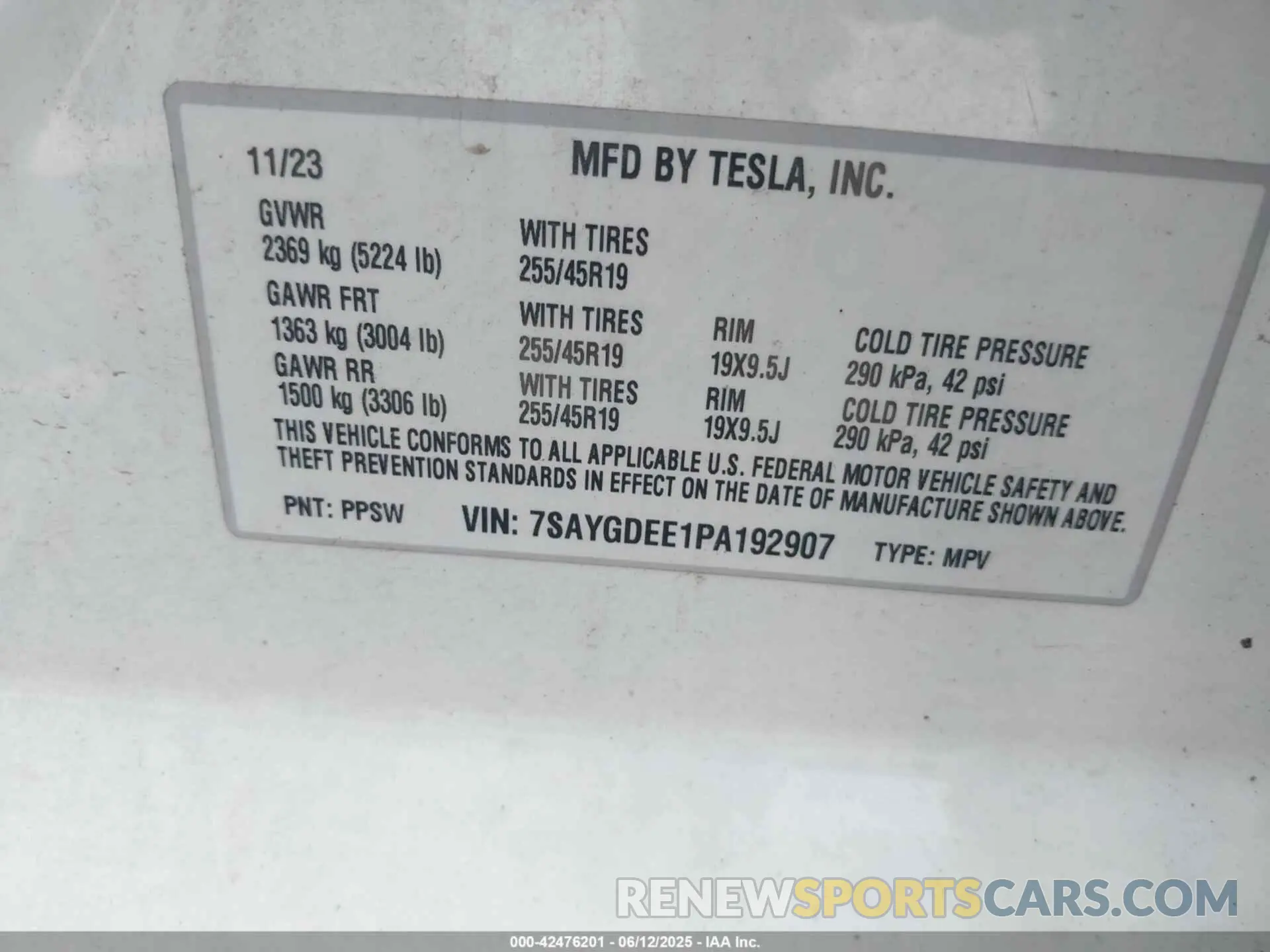 9 Photograph of a damaged car 7SAYGDEE1PA192907 TESLA MODEL Y 2023