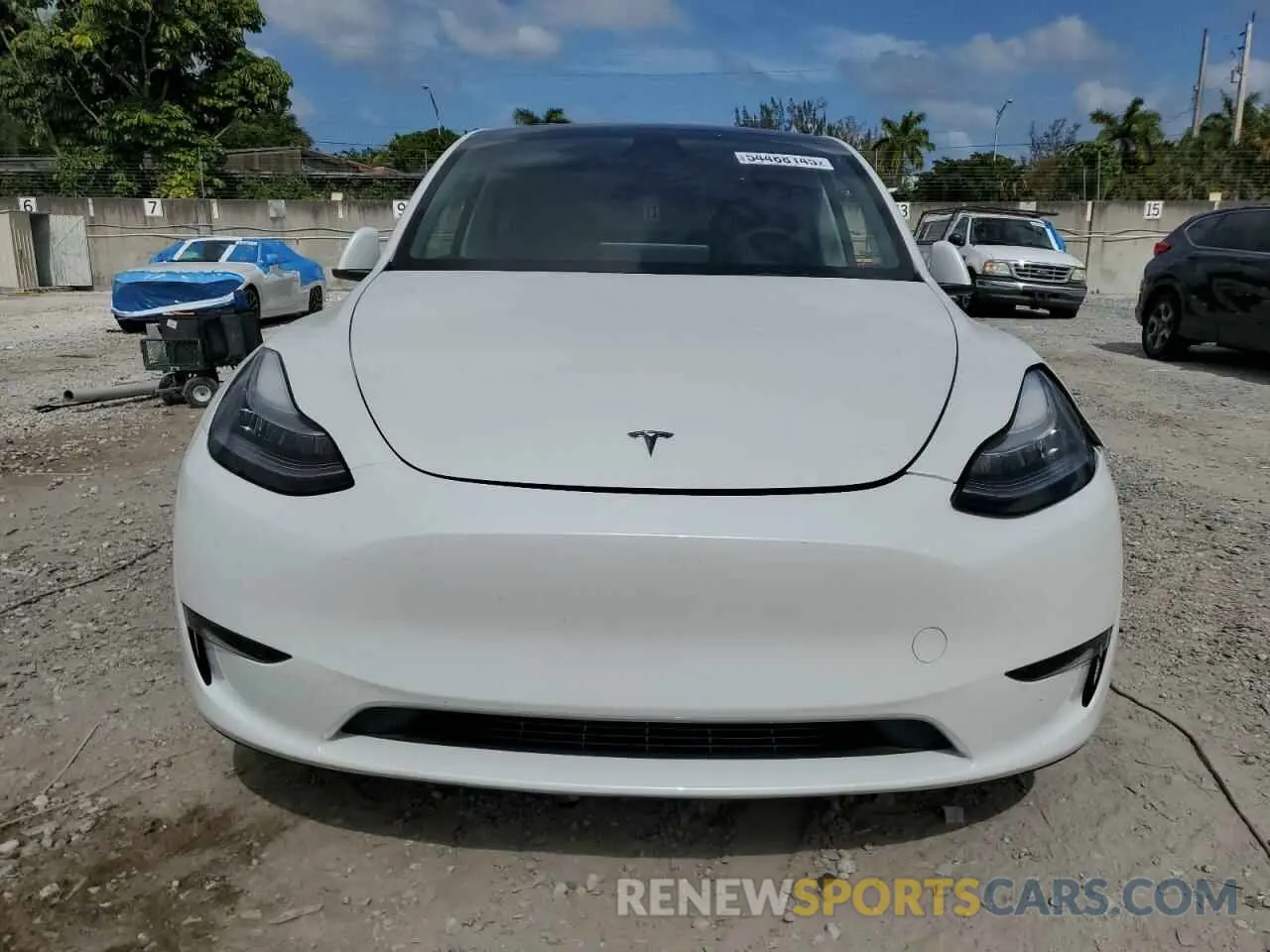 5 Photograph of a damaged car 7SAYGDEE1PF595496 TESLA MODEL Y 2023