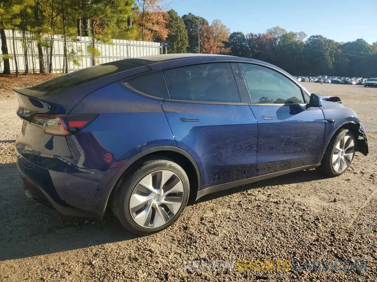 3 Photograph of a damaged car 7SAYGDEE1PF607226 TESLA MODEL Y 2023