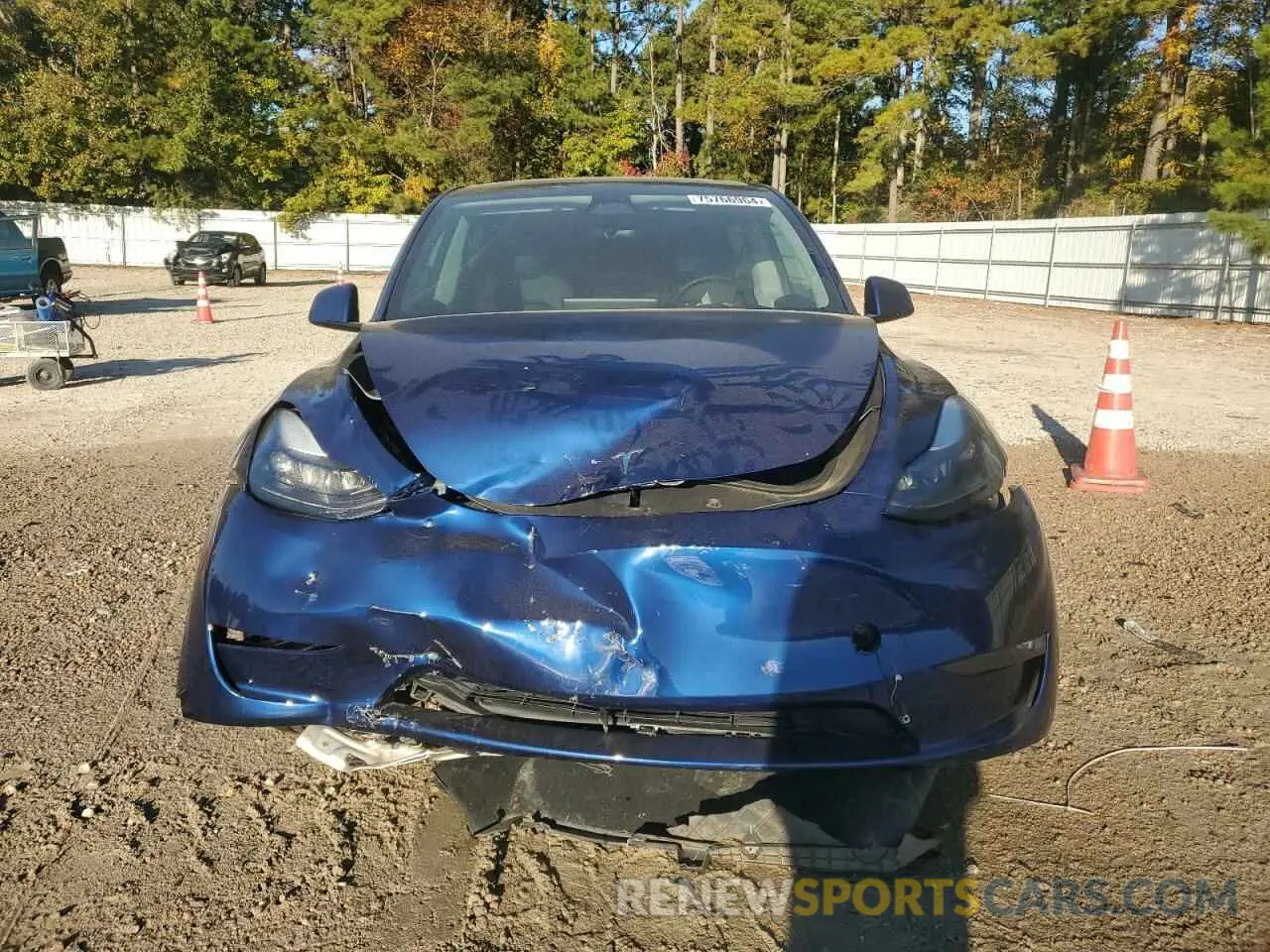 5 Photograph of a damaged car 7SAYGDEE1PF607226 TESLA MODEL Y 2023