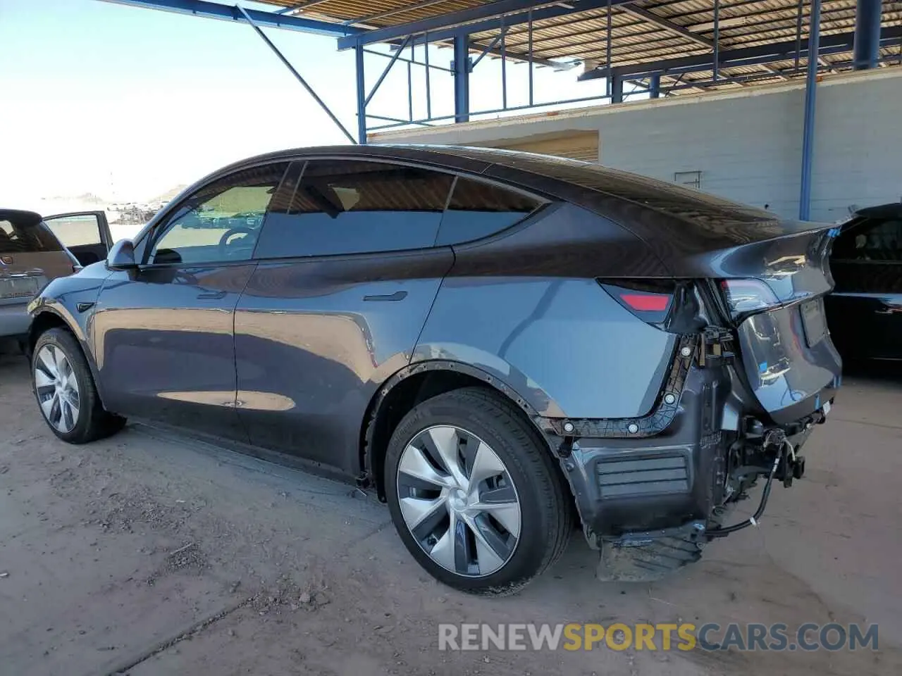 2 Photograph of a damaged car 7SAYGDEE1PF609185 TESLA MODEL Y 2023