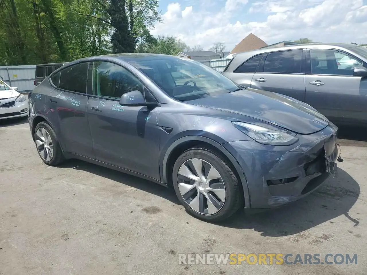 4 Photograph of a damaged car 7SAYGDEE1PF612166 TESLA MODEL Y 2023