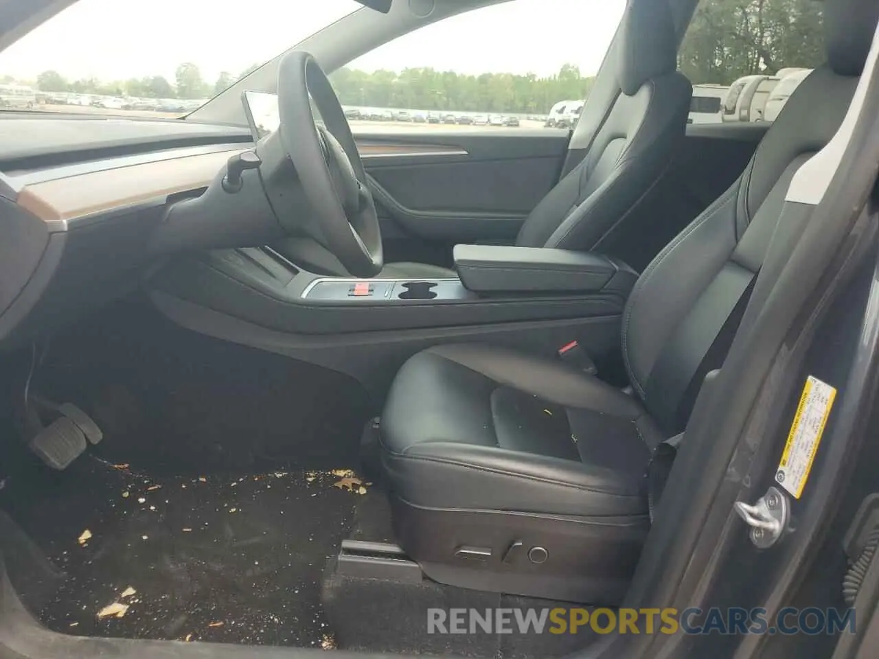 7 Photograph of a damaged car 7SAYGDEE1PF612166 TESLA MODEL Y 2023