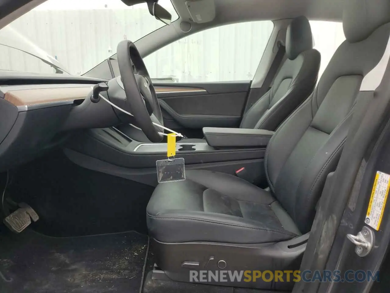 7 Photograph of a damaged car 7SAYGDEE1PF614001 TESLA MODEL Y 2023