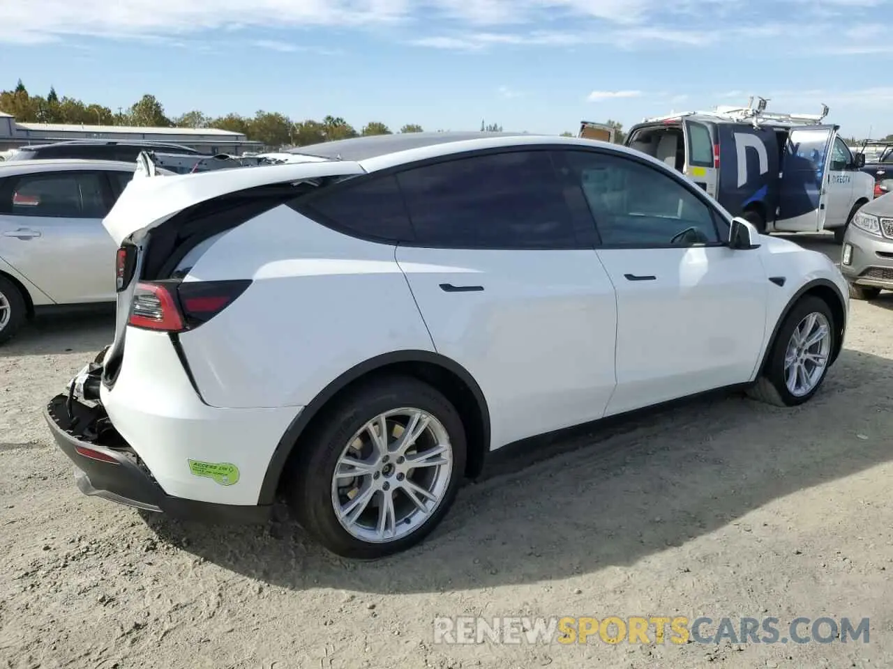 3 Photograph of a damaged car 7SAYGDEE1PF633311 TESLA MODEL Y 2023