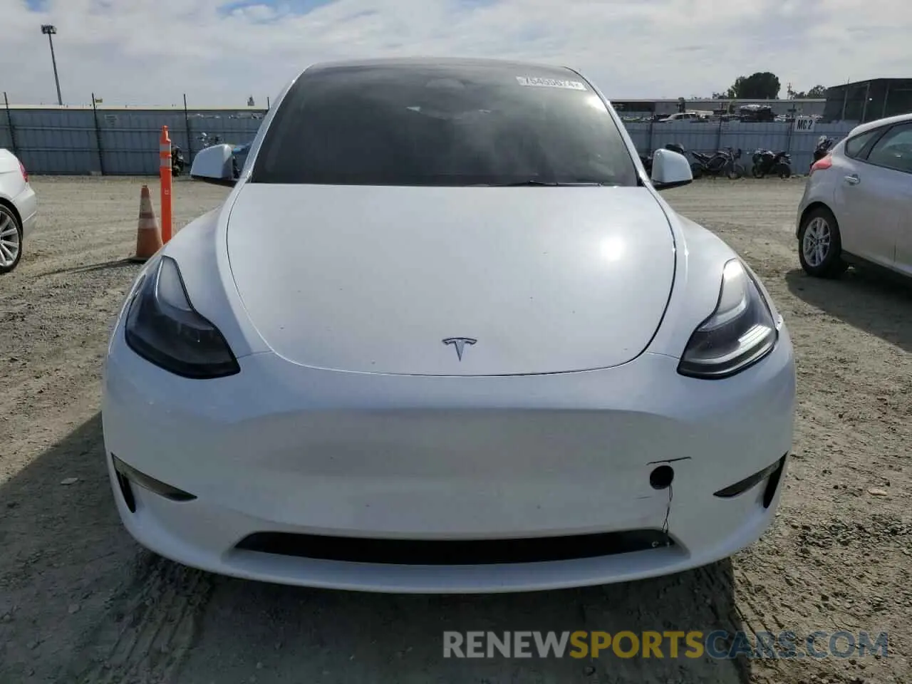 5 Photograph of a damaged car 7SAYGDEE1PF633311 TESLA MODEL Y 2023