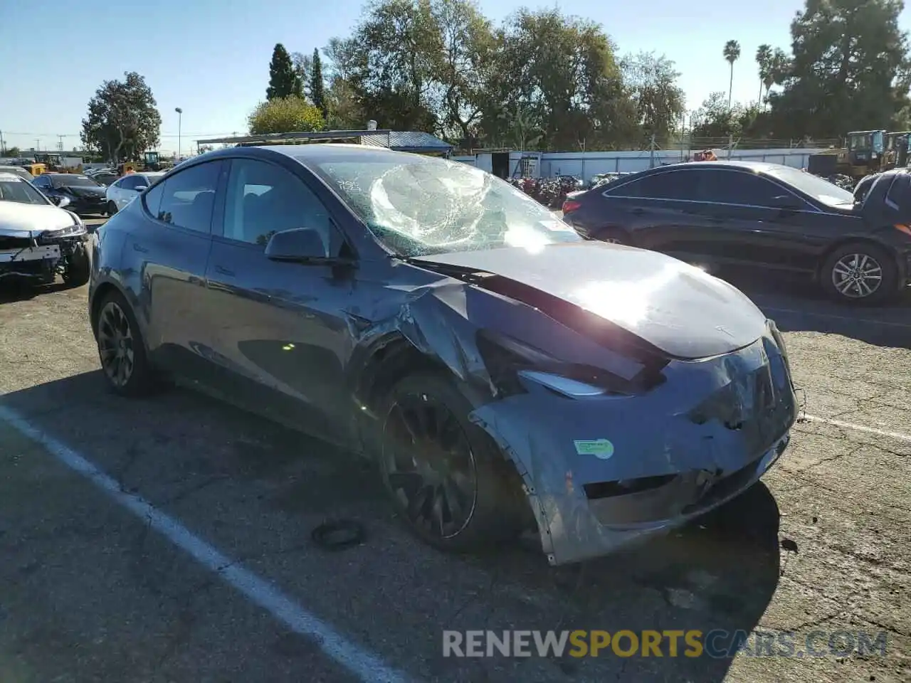 4 Photograph of a damaged car 7SAYGDEE1PF637410 TESLA MODEL Y 2023