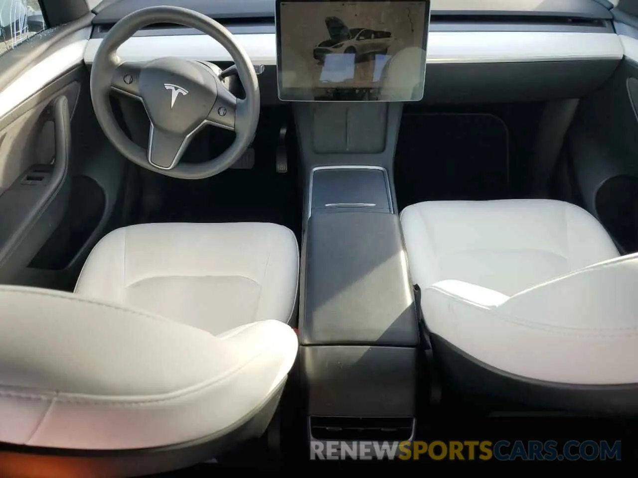 8 Photograph of a damaged car 7SAYGDEE1PF638153 TESLA MODEL Y 2023