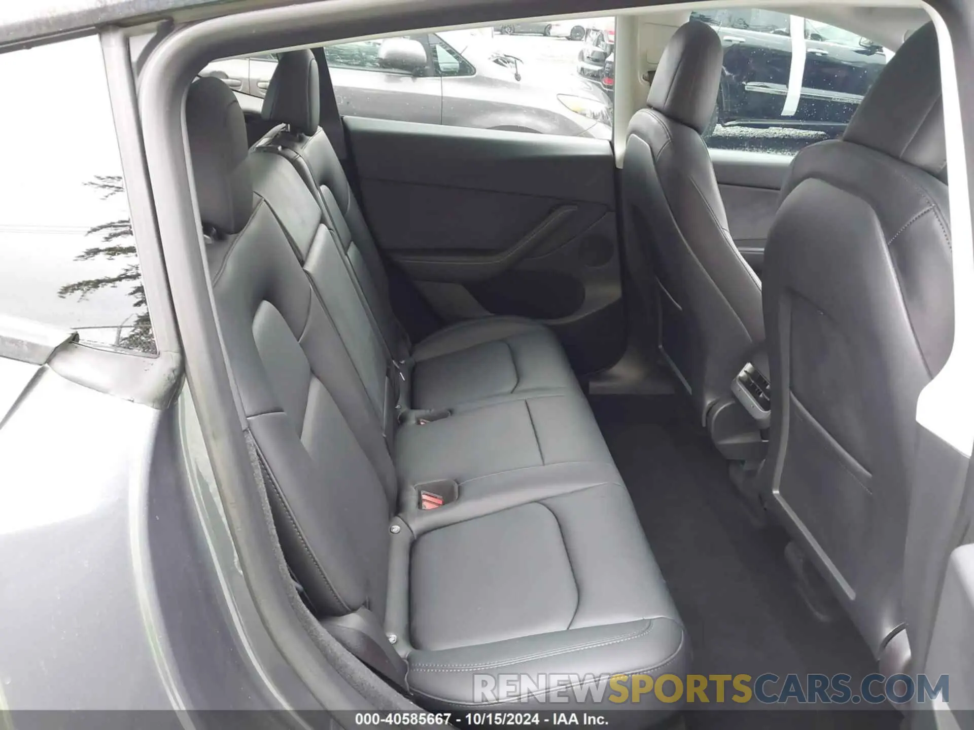 8 Photograph of a damaged car 7SAYGDEE1PF645877 TESLA MODEL Y 2023