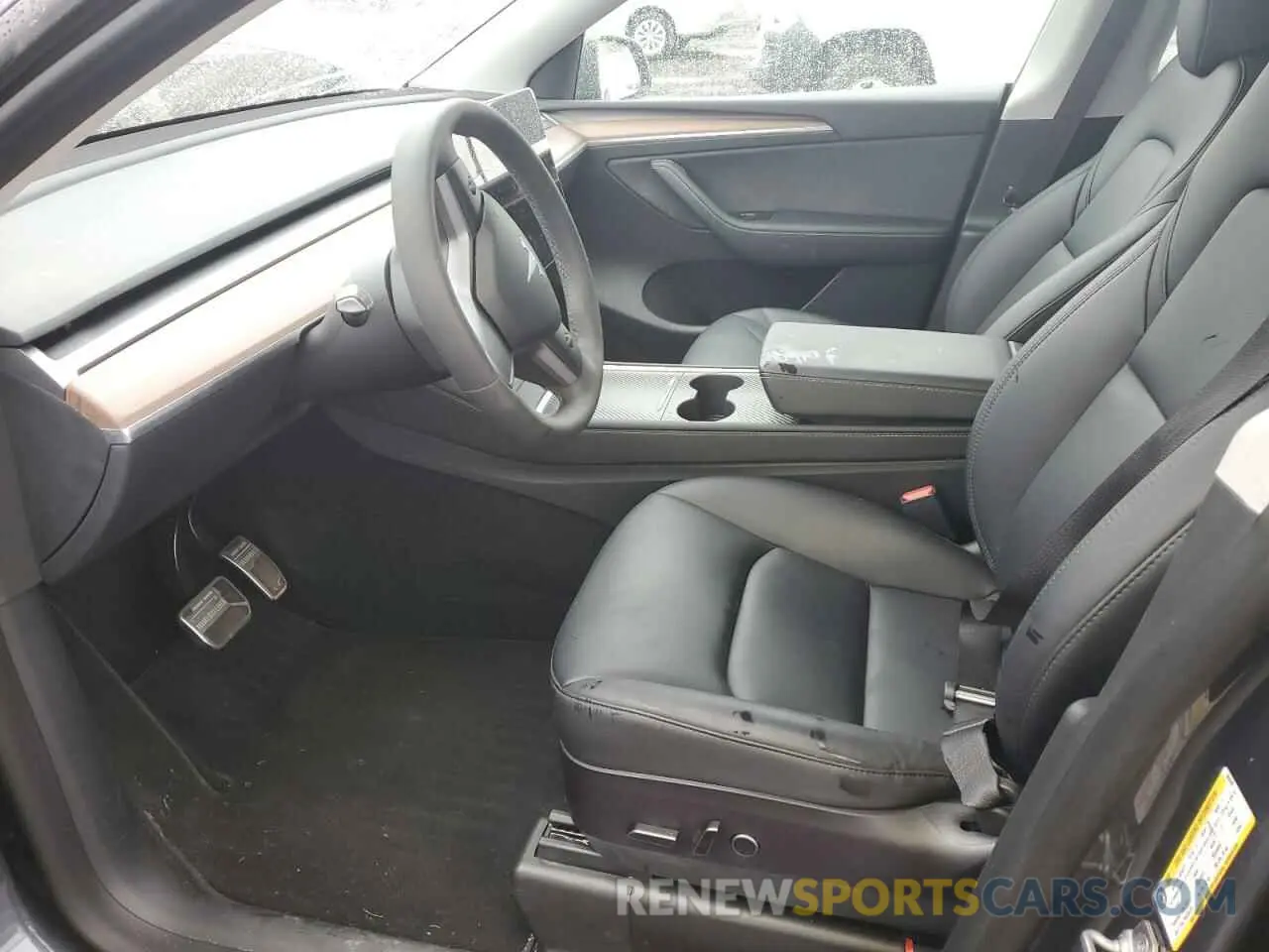 7 Photograph of a damaged car 7SAYGDEE1PF684209 TESLA MODEL Y 2023