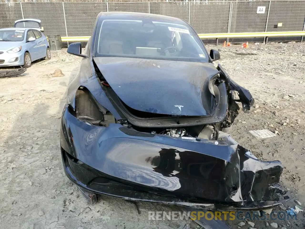 5 Photograph of a damaged car 7SAYGDEE1PF693055 TESLA MODEL Y 2023
