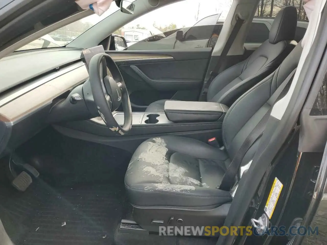 7 Photograph of a damaged car 7SAYGDEE1PF693055 TESLA MODEL Y 2023