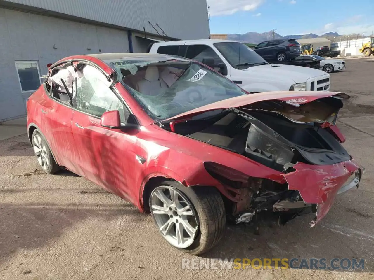 4 Photograph of a damaged car 7SAYGDEE1PF713580 TESLA MODEL Y 2023