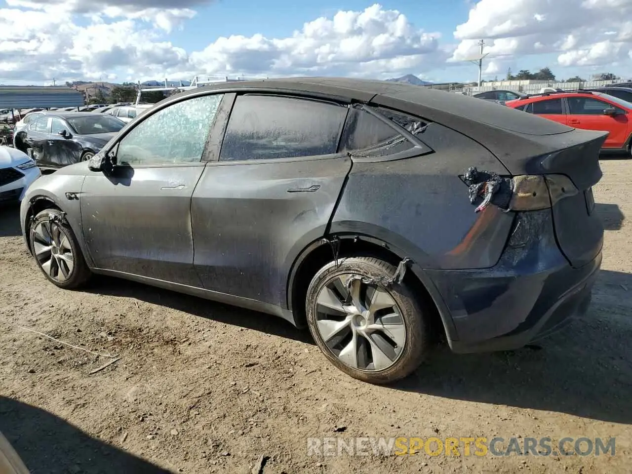 2 Photograph of a damaged car 7SAYGDEE1PF714616 TESLA MODEL Y 2023
