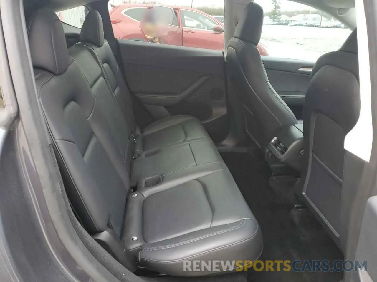 10 Photograph of a damaged car 7SAYGDEE1PF753688 TESLA MODEL Y 2023