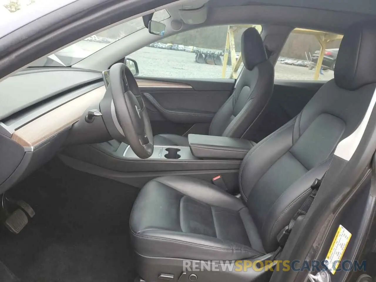 7 Photograph of a damaged car 7SAYGDEE1PF753688 TESLA MODEL Y 2023