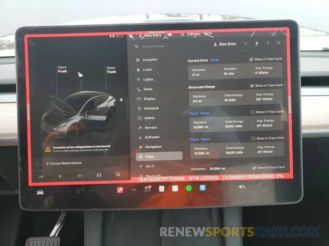 9 Photograph of a damaged car 7SAYGDEE1PF753688 TESLA MODEL Y 2023
