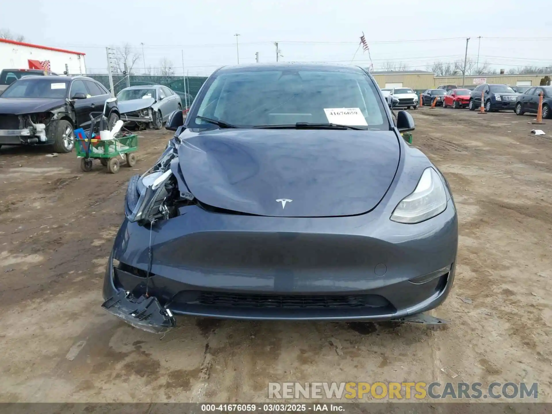 13 Photograph of a damaged car 7SAYGDEE1PF755666 TESLA MODEL Y 2023