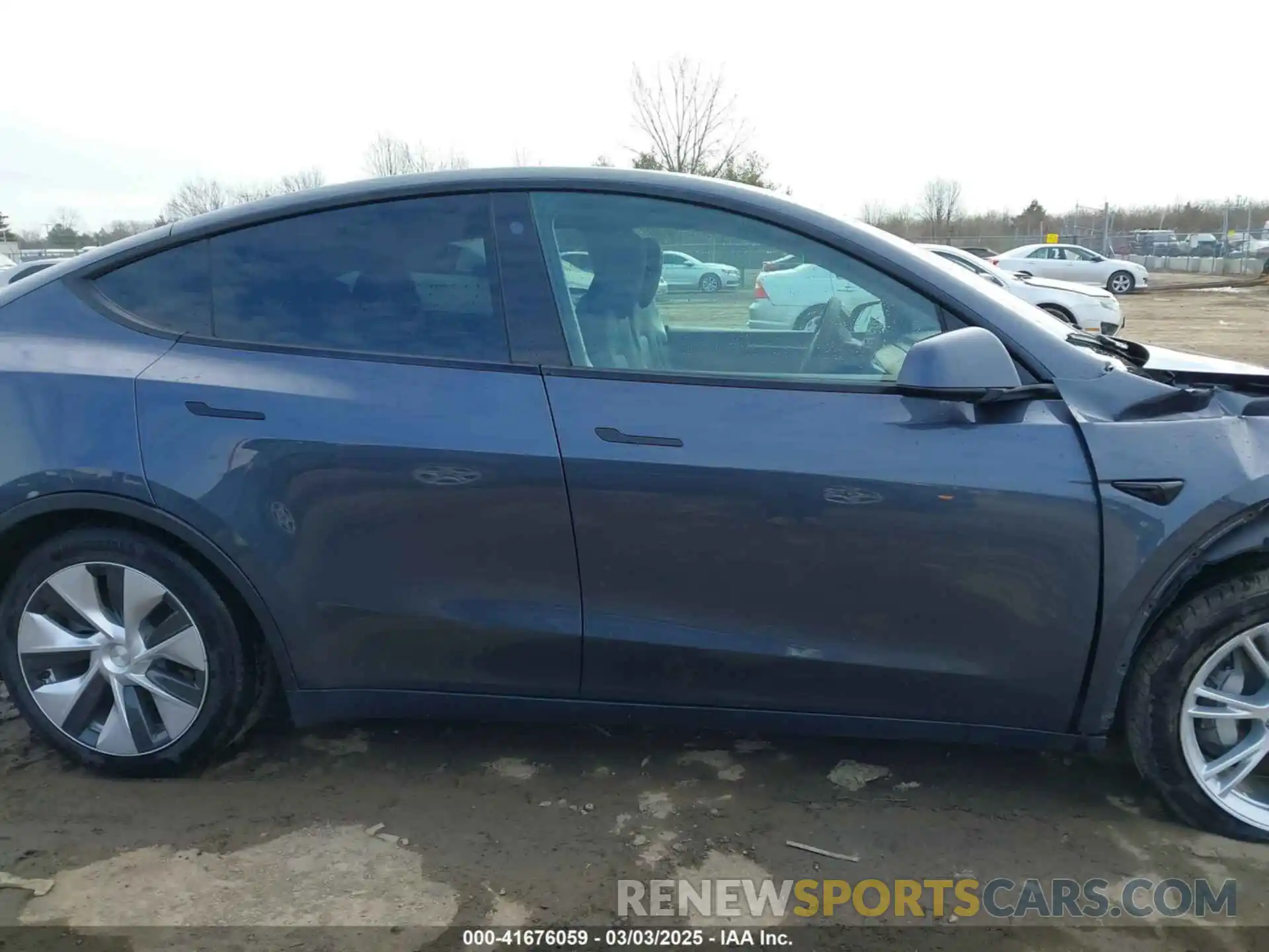 14 Photograph of a damaged car 7SAYGDEE1PF755666 TESLA MODEL Y 2023