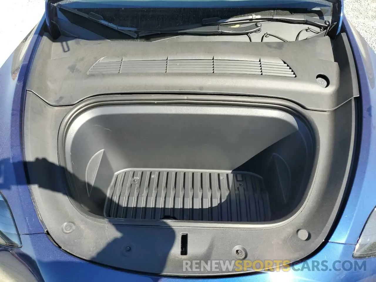 11 Photograph of a damaged car 7SAYGDEE1PF758373 TESLA MODEL Y 2023