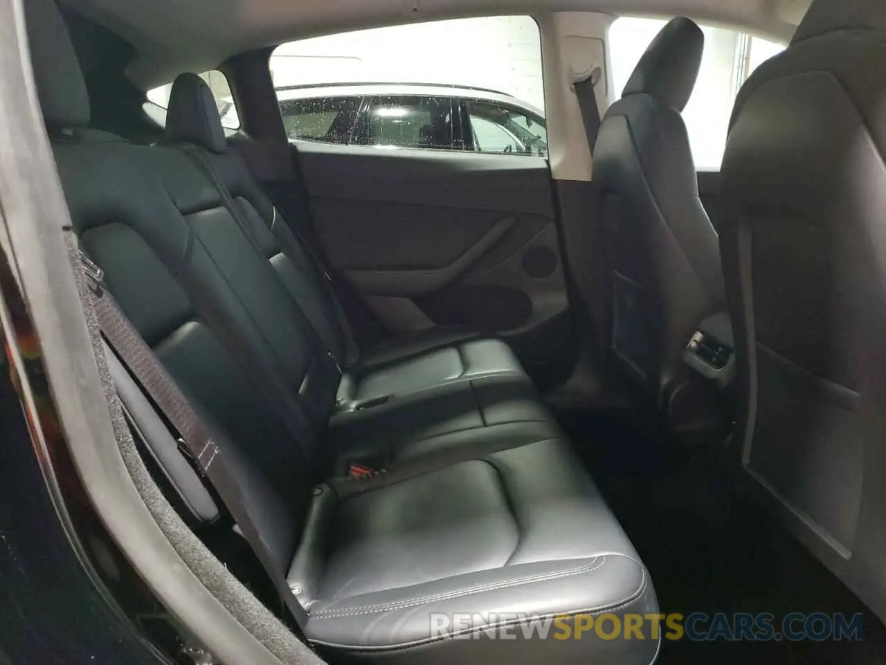 11 Photograph of a damaged car 7SAYGDEE1PF788912 TESLA MODEL Y 2023