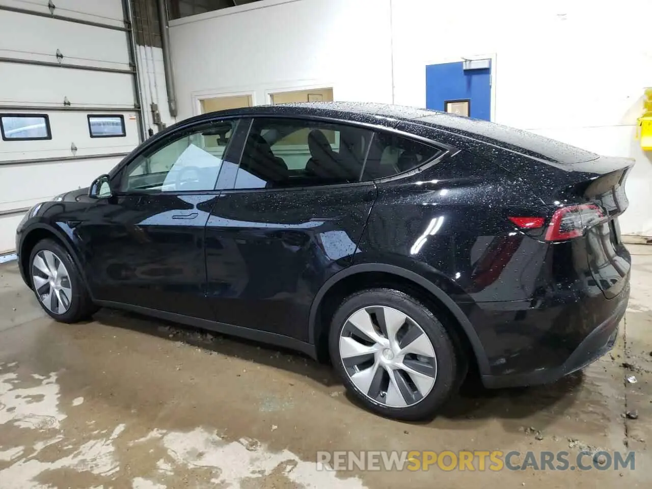 2 Photograph of a damaged car 7SAYGDEE1PF788912 TESLA MODEL Y 2023