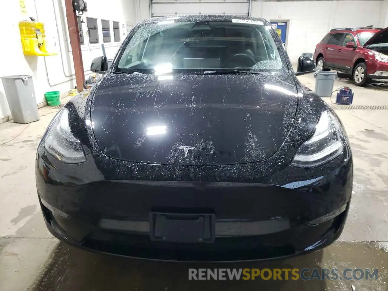 5 Photograph of a damaged car 7SAYGDEE1PF788912 TESLA MODEL Y 2023